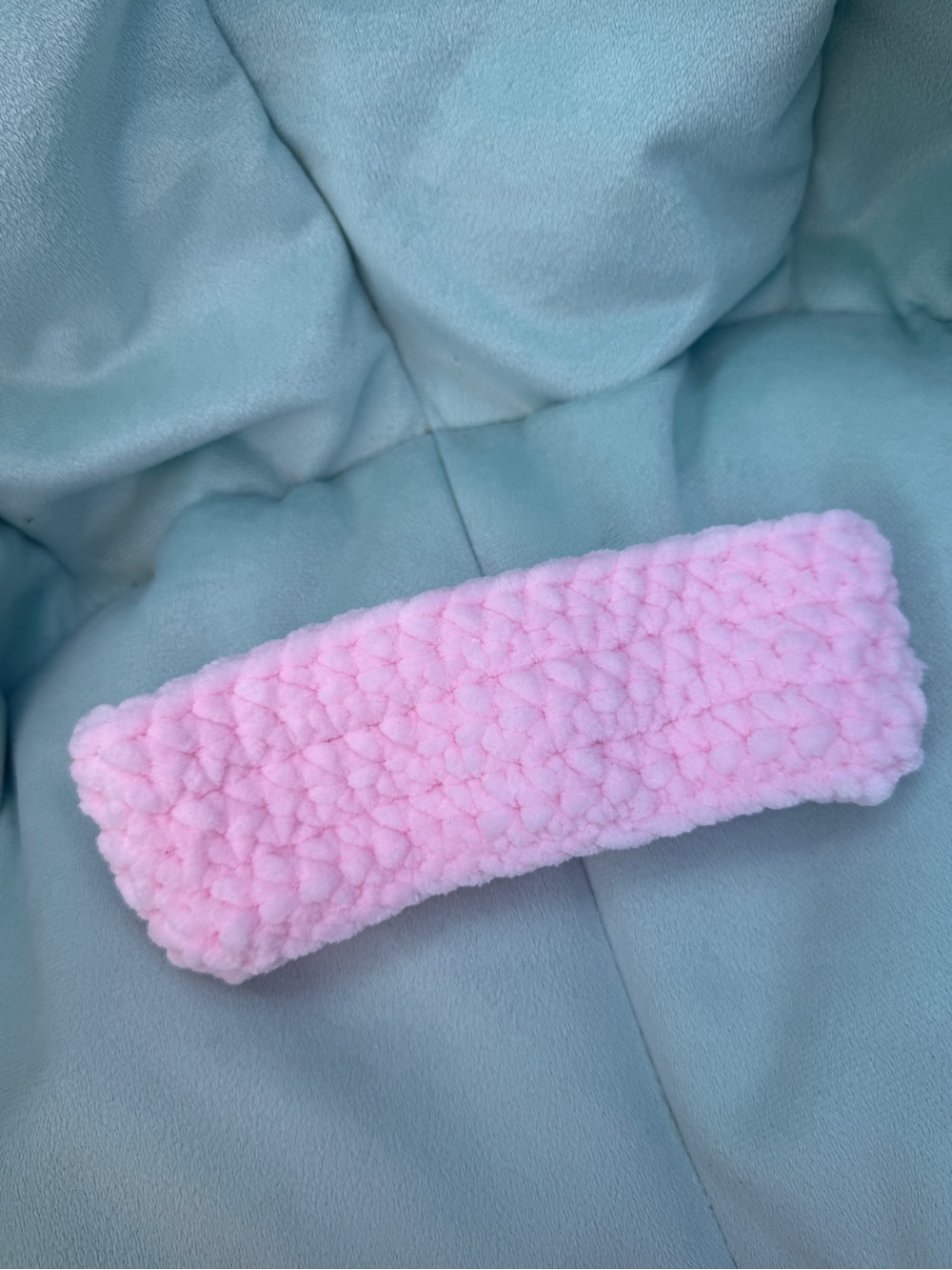 Handmade Pink Plush Twist Headband Ear Warmer - Picture 3 of 3